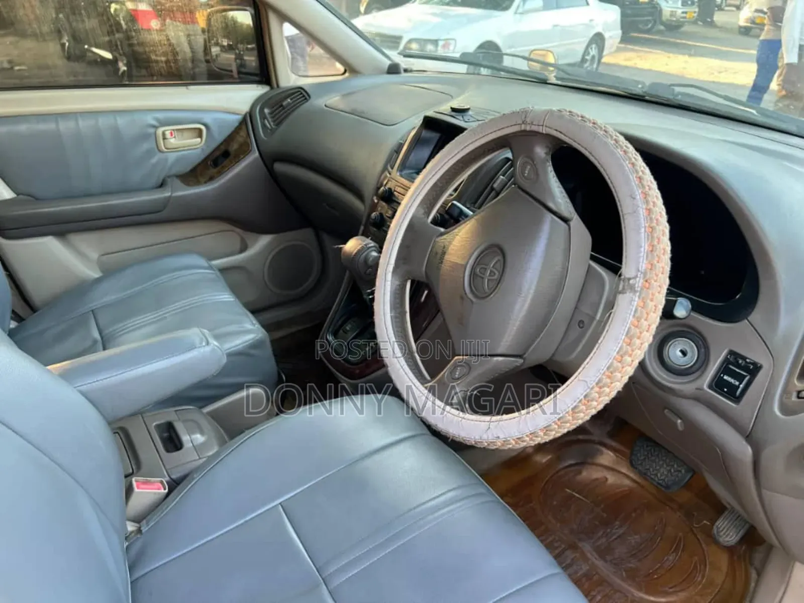 Toyota Harrier 2003 Gold