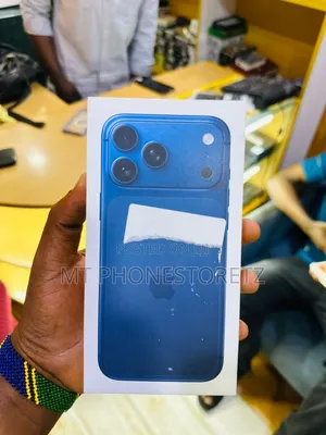New Apple iPhone 17 Pro Max 256 GB Blue