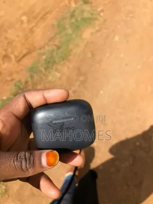 Pitaka Aramid Fiber Magnetic Case Available Aipods 4 Airpods Pro 2