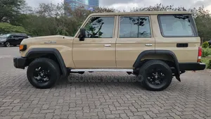 Toyota Land Cruiser Prado 2022 Brown
