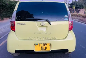 Toyota Passo 2006 Yellow
