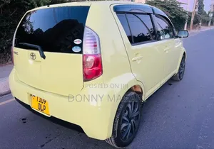 Toyota Passo 2006 Yellow