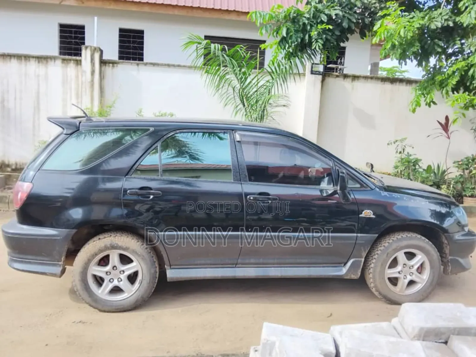 Toyota Harrier 2003 Black