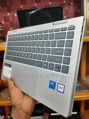 New Laptop HP Envy X360 8GB Intel Core I5 SSD 512GB
