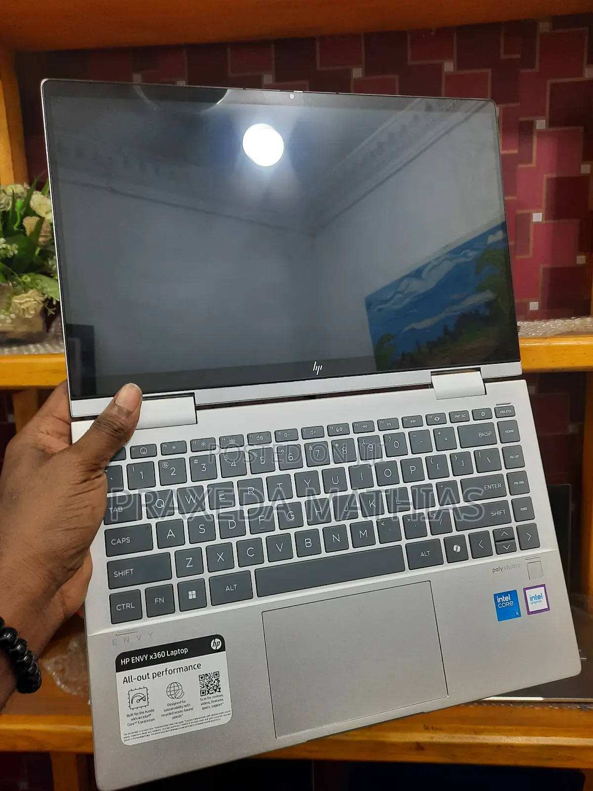 New Laptop HP Envy X360 8GB Intel Core I5 SSD 512GB