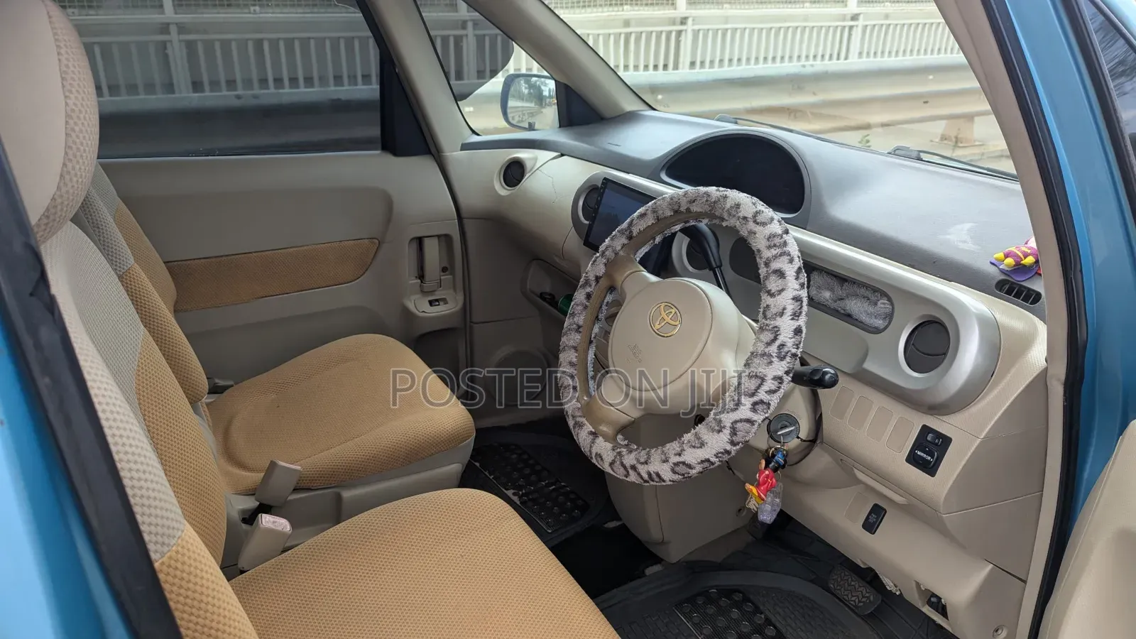 Toyota Porte 2005 Blue