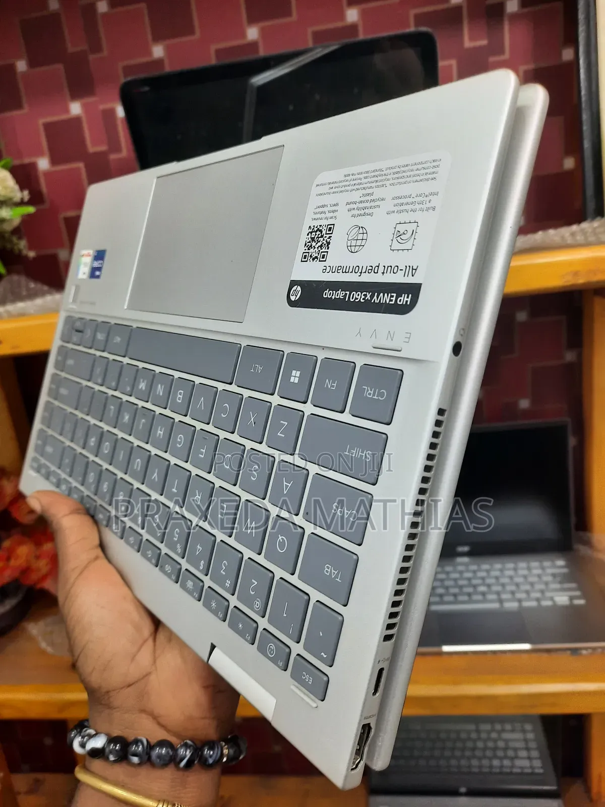 Laptop HP Envy X360 16GB Intel Core I7 SSD 1T