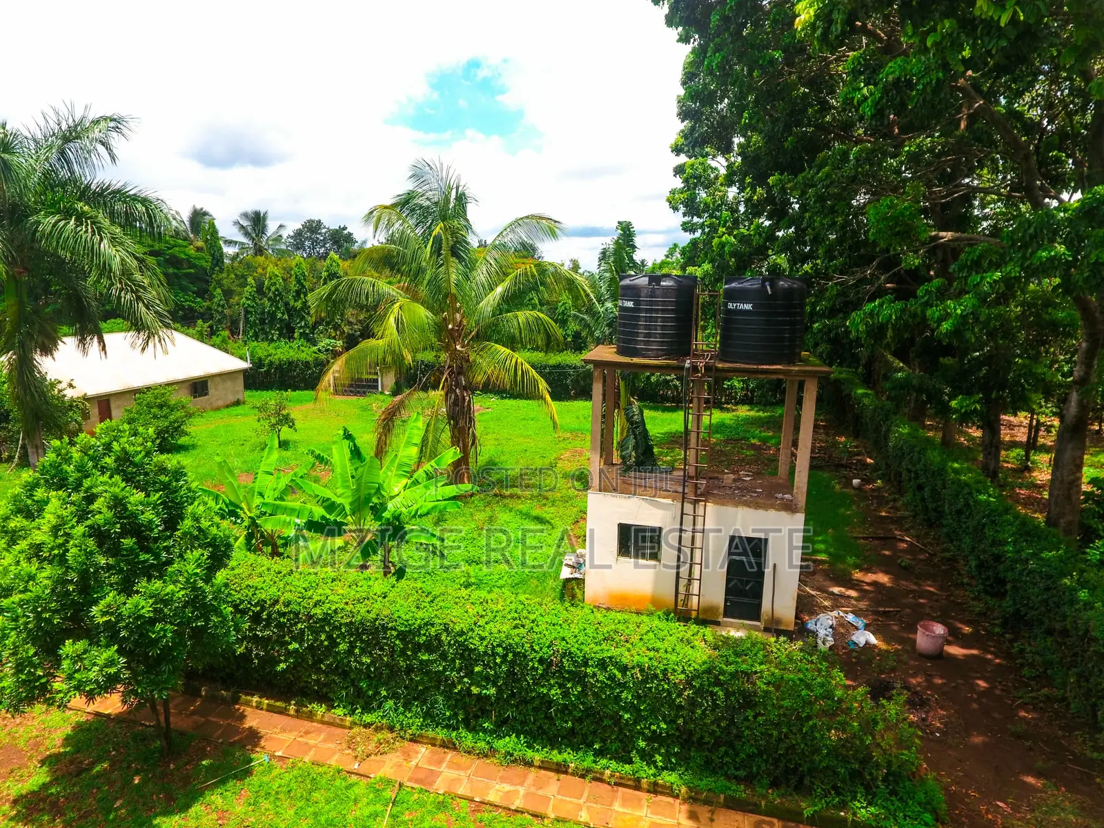 6bdrm Bungalow in For Sale: Stunning for sale