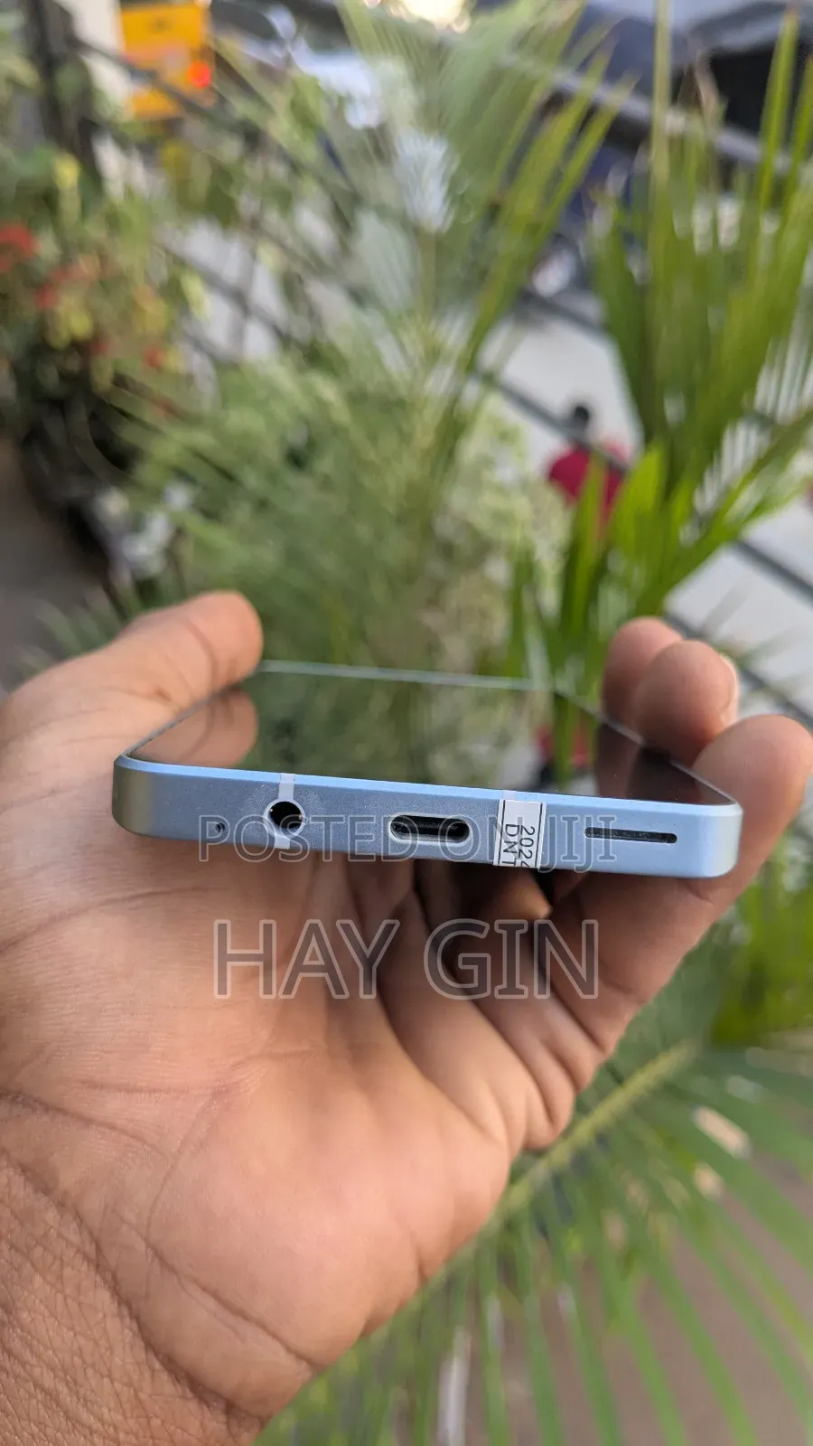 New Mobile Phone 128 GB Silver