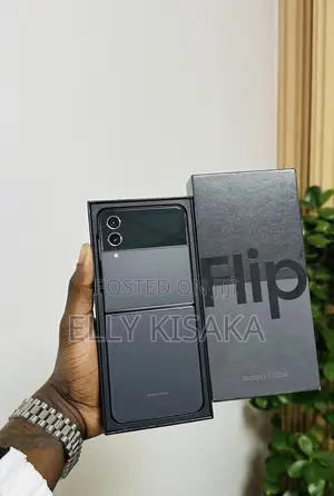 New Samsung Galaxy Z Flip4 256 GB Black
