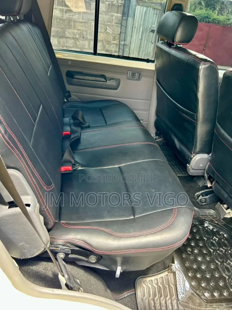 Toyota Land Cruiser 79 Series 2022 White