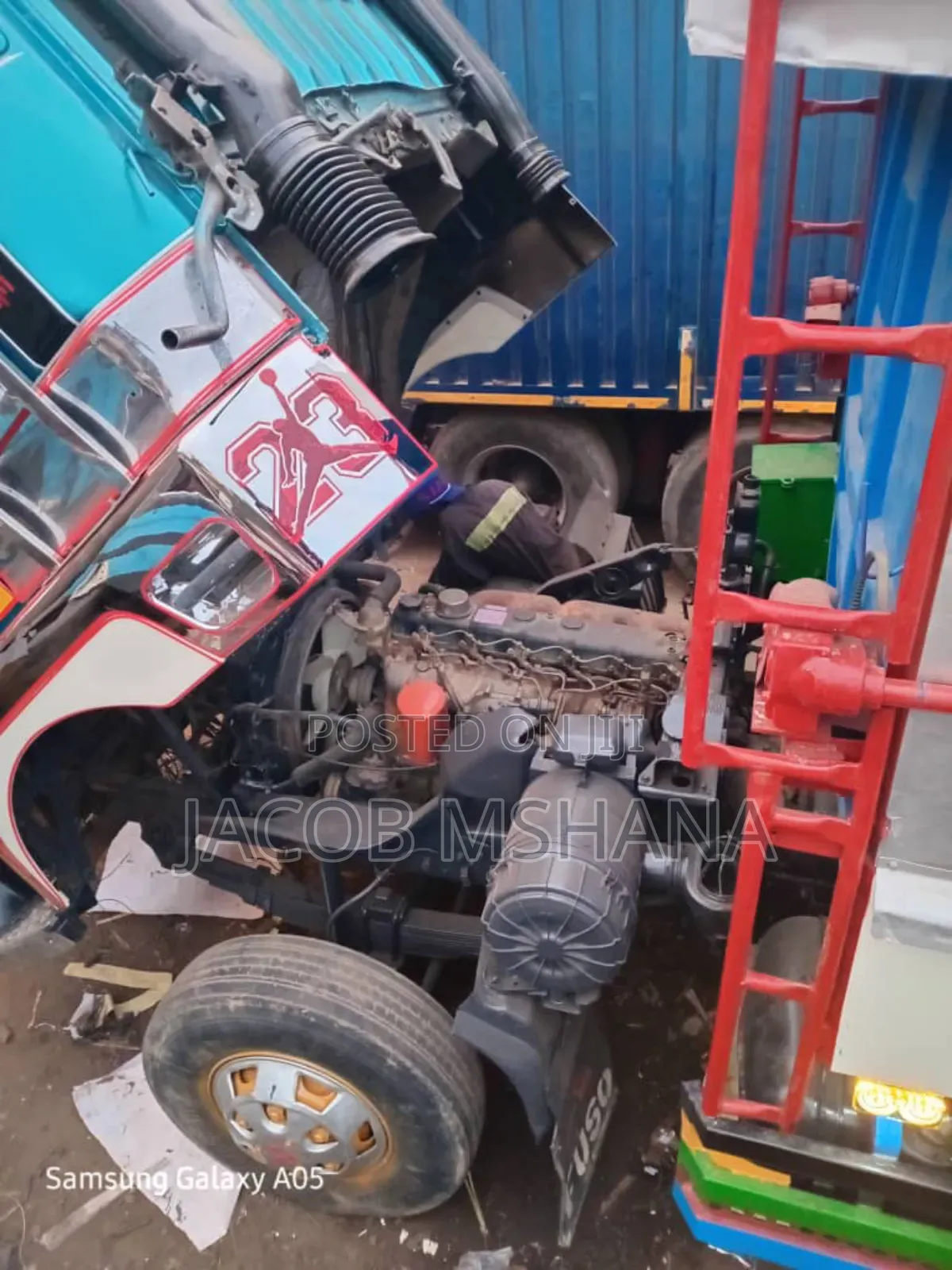 Fuso Tipa Engine 17