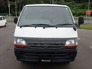 Toyota HiAce 2002 White
