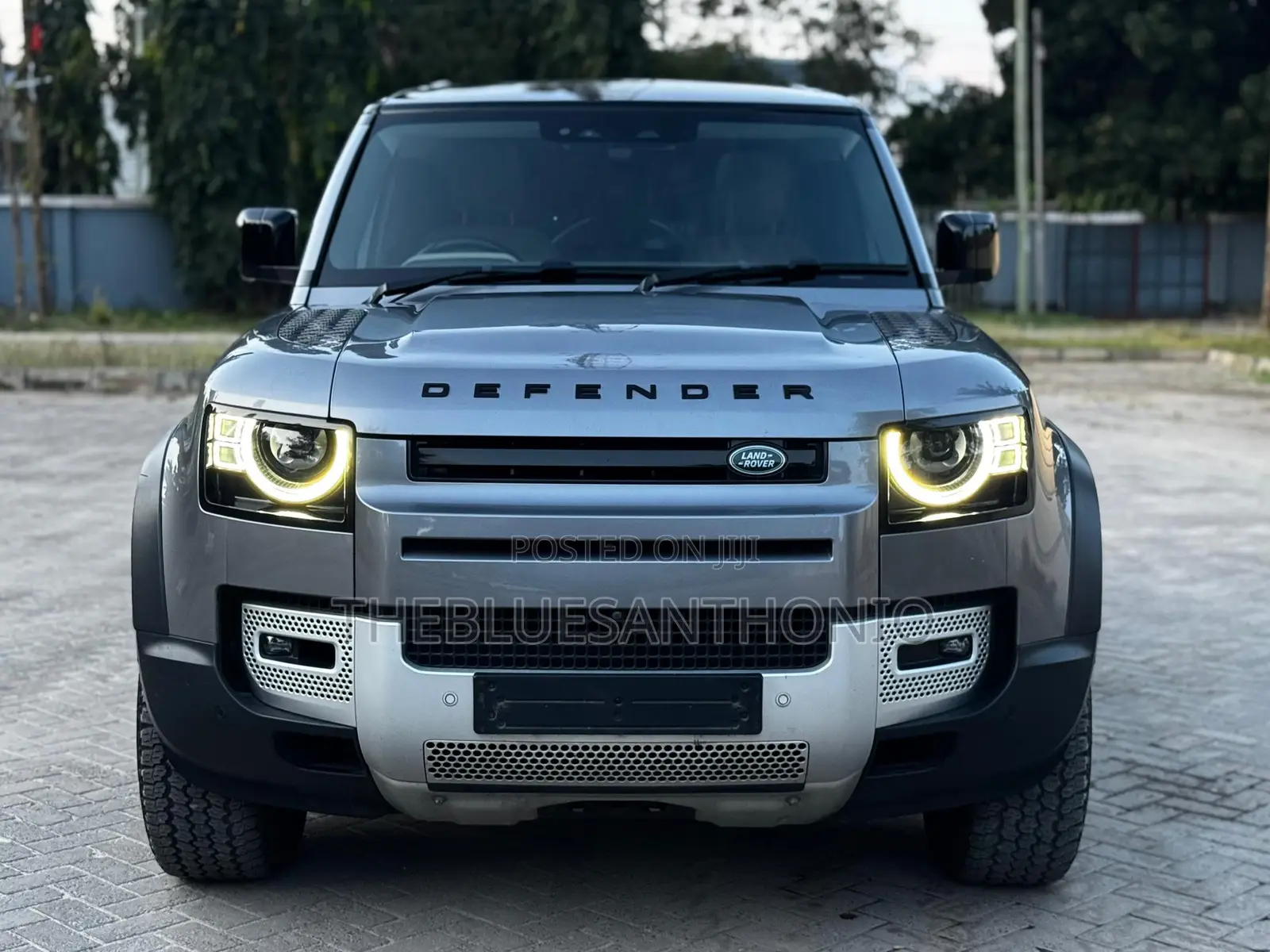 Land Rover Defender 2021 Gray
