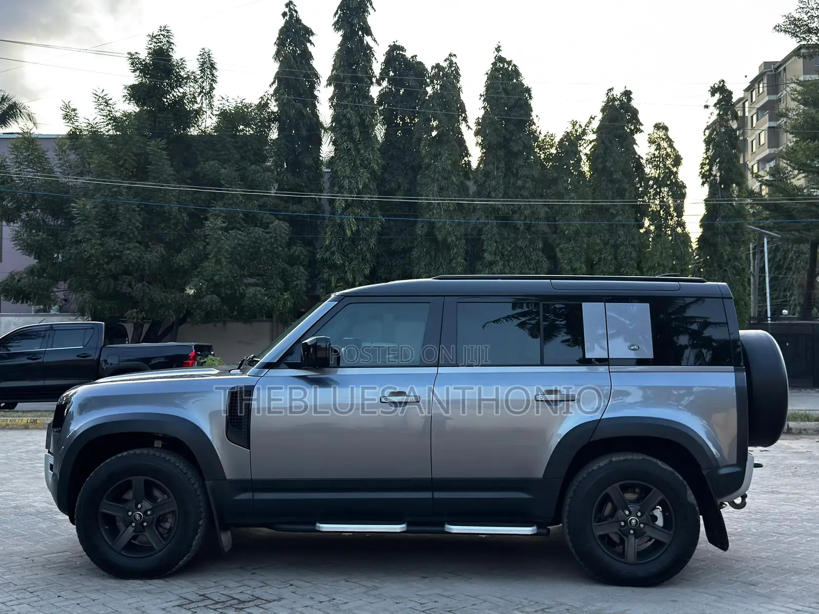 Land Rover Defender 2021 Gray