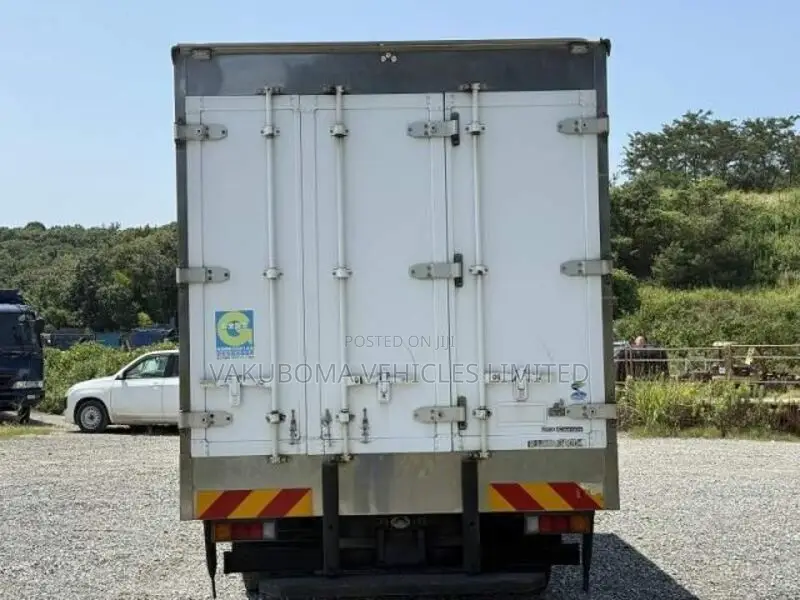 Mitsubishi Canter