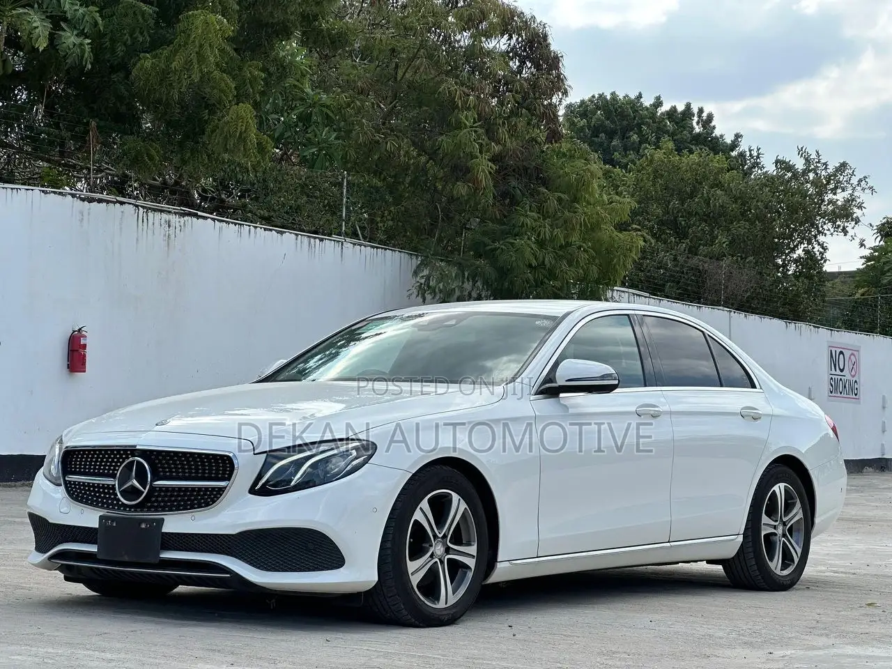 Mercedes-Benz E200 2016 White