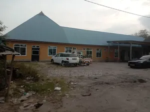 8bdrm House in Chalinze Pingo for sale