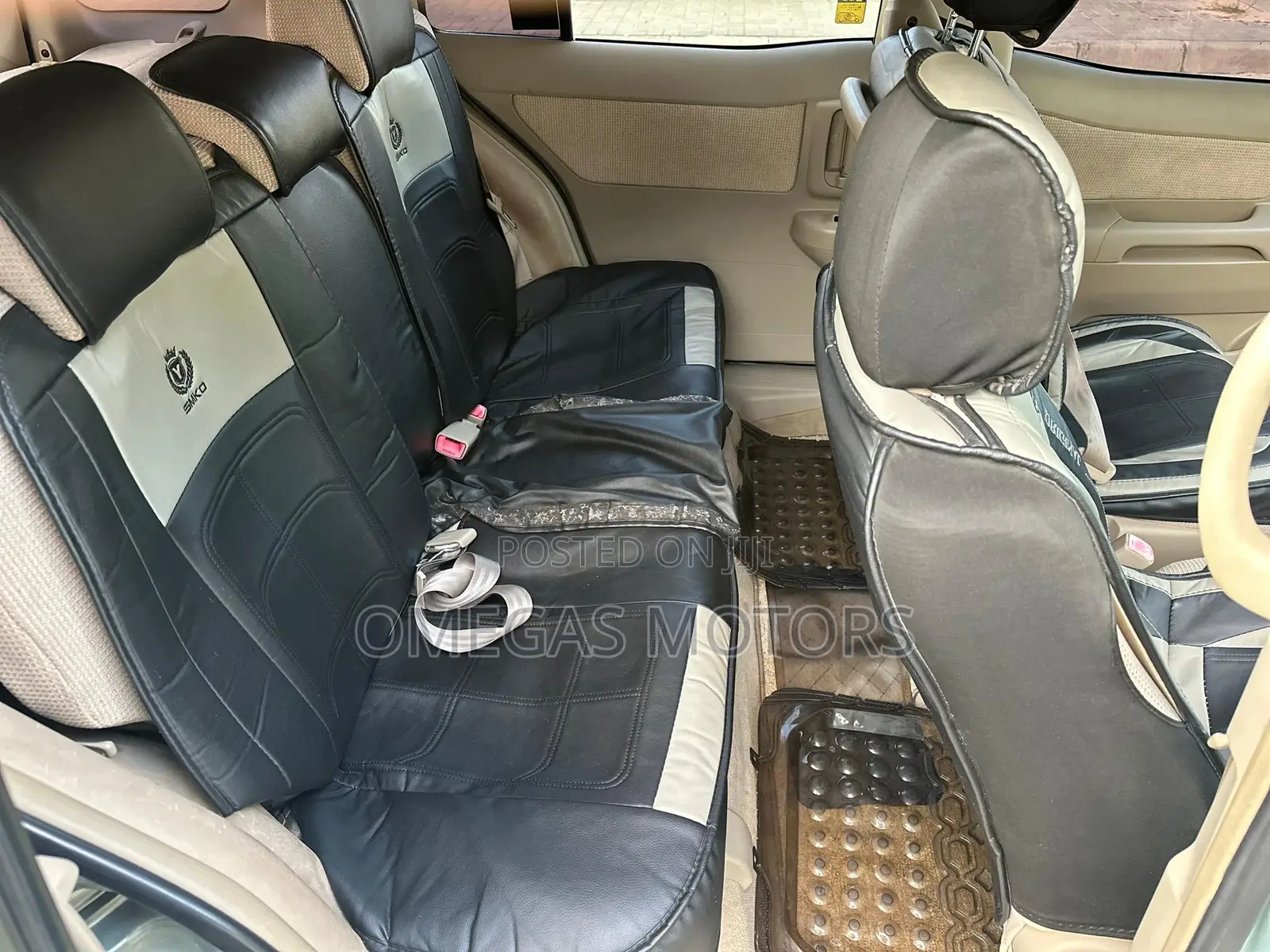 Toyota Raum 2004 Silver