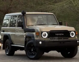 Toyota Land Cruiser Prado 2022 Ivory