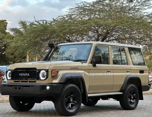 Toyota Land Cruiser Prado 2022 Ivory
