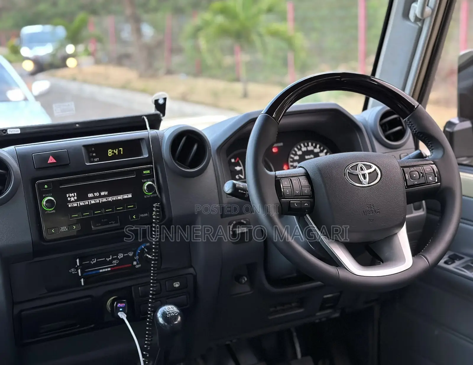 Toyota Land Cruiser Prado 2022 Ivory