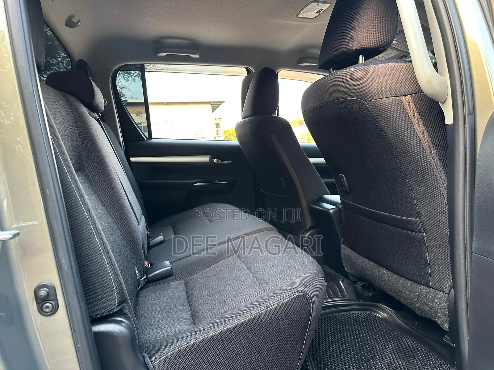 Toyota Hilux 2020 Brown