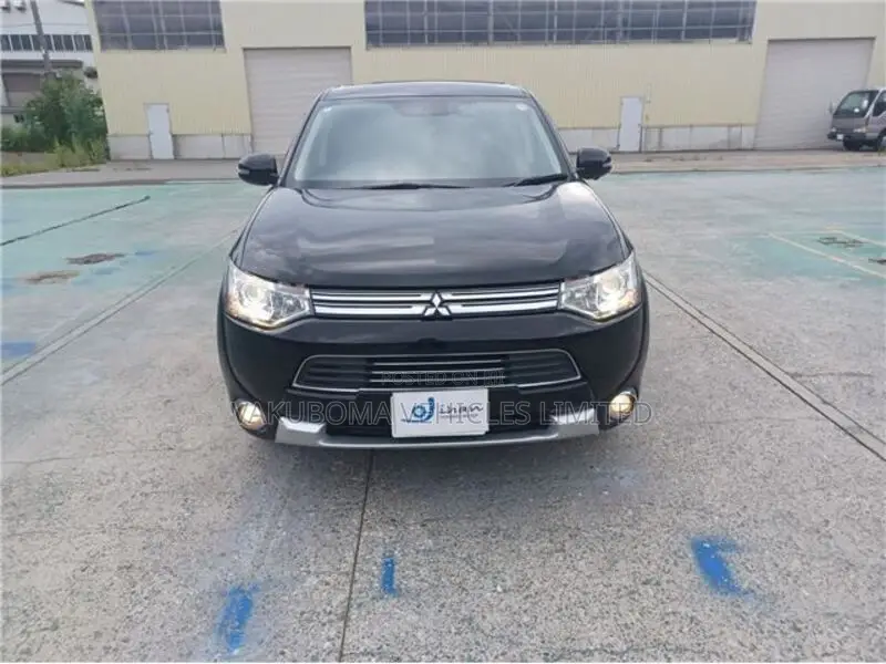 Mitsubishi Outlander 2014 Black