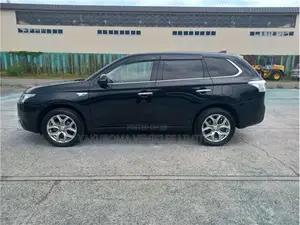 Mitsubishi Outlander 2014 Black