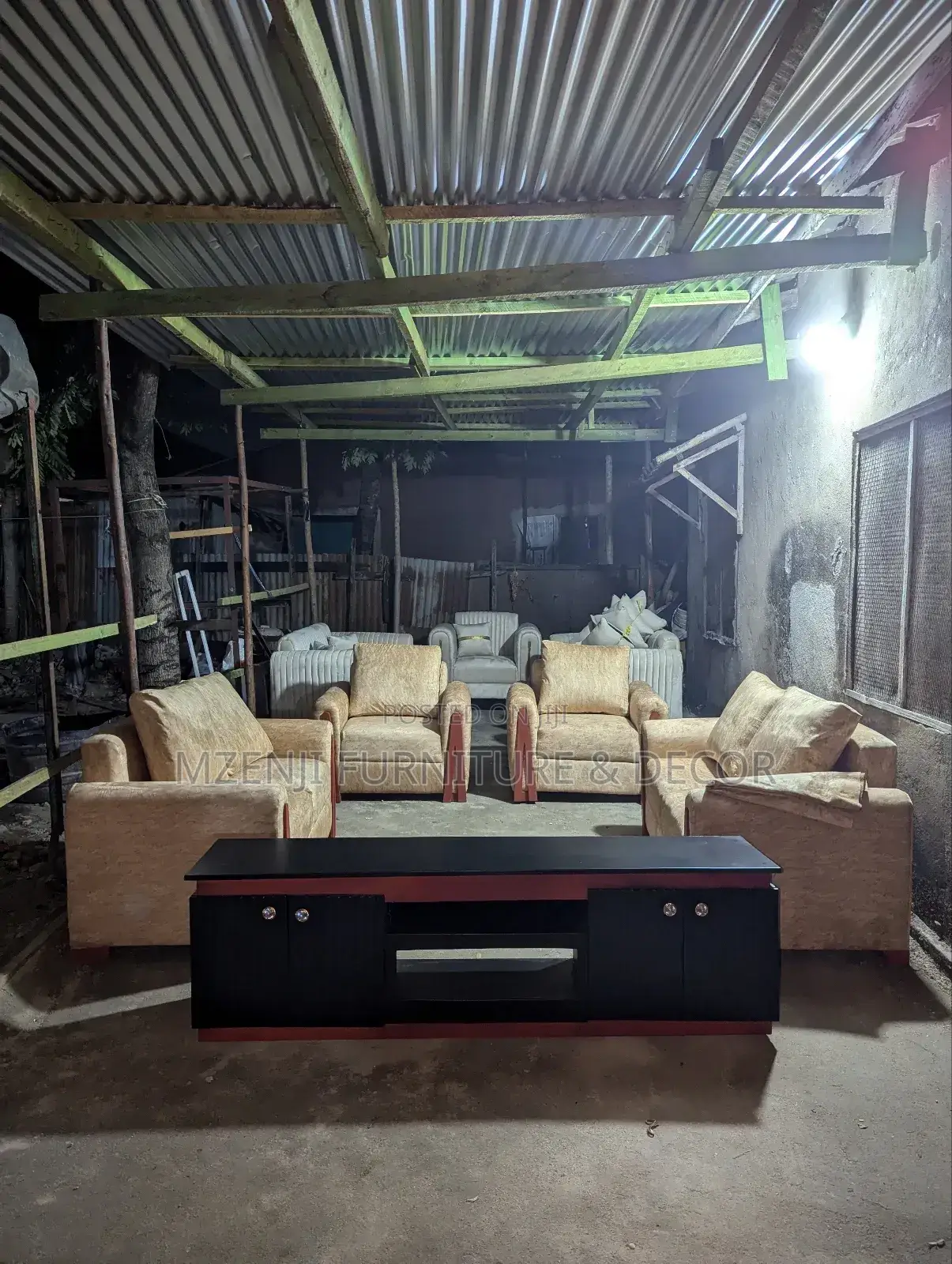 Sofa Set Watu Sita Na Showcase Ft 6