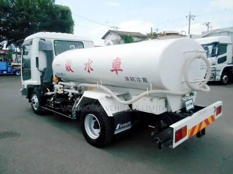 Isuzu Forward Bother Tank