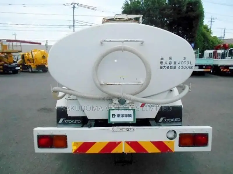 Isuzu Forward Bother Tank