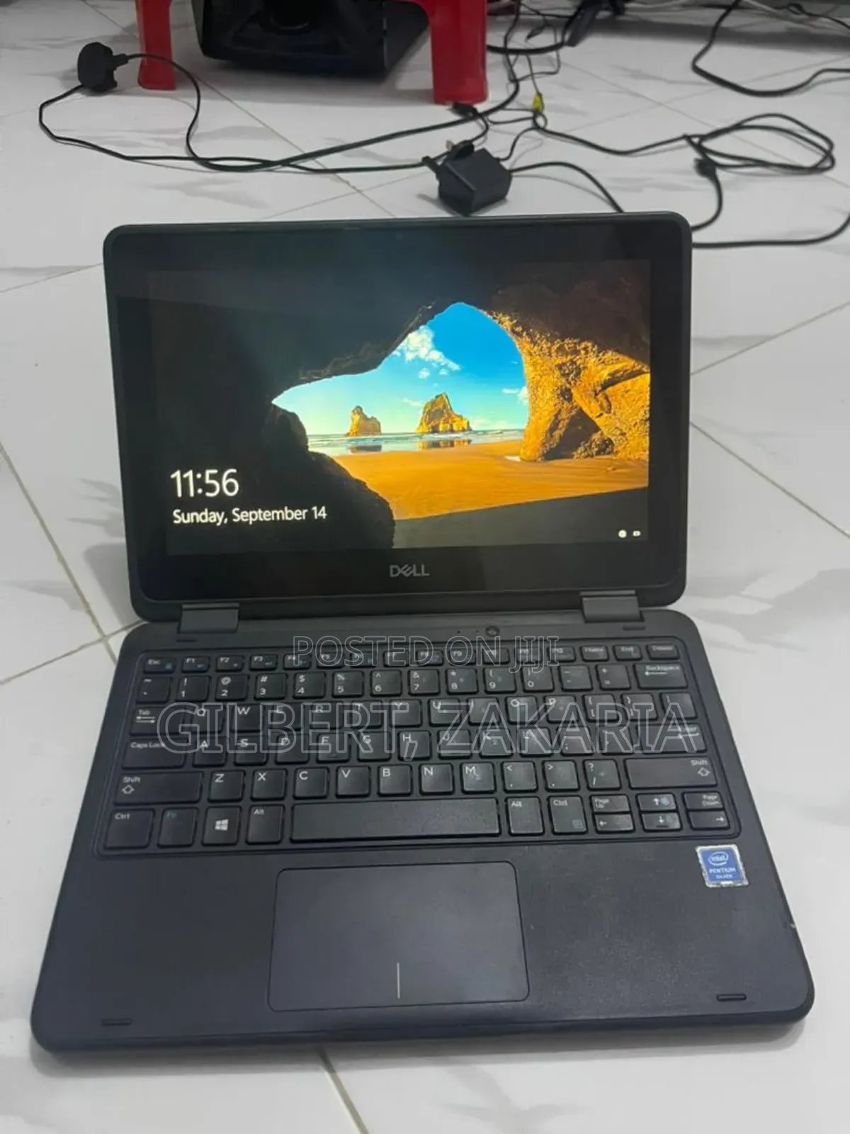 Laptop Dell Latitude 3189 4GB Intel SSD 128GB