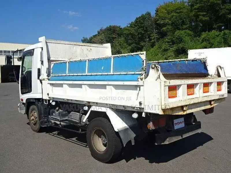 Isuzu Forward Ruck