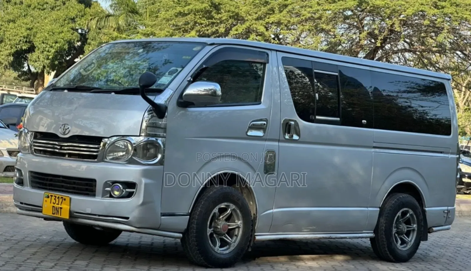 Toyota HiAce 2008 Silver