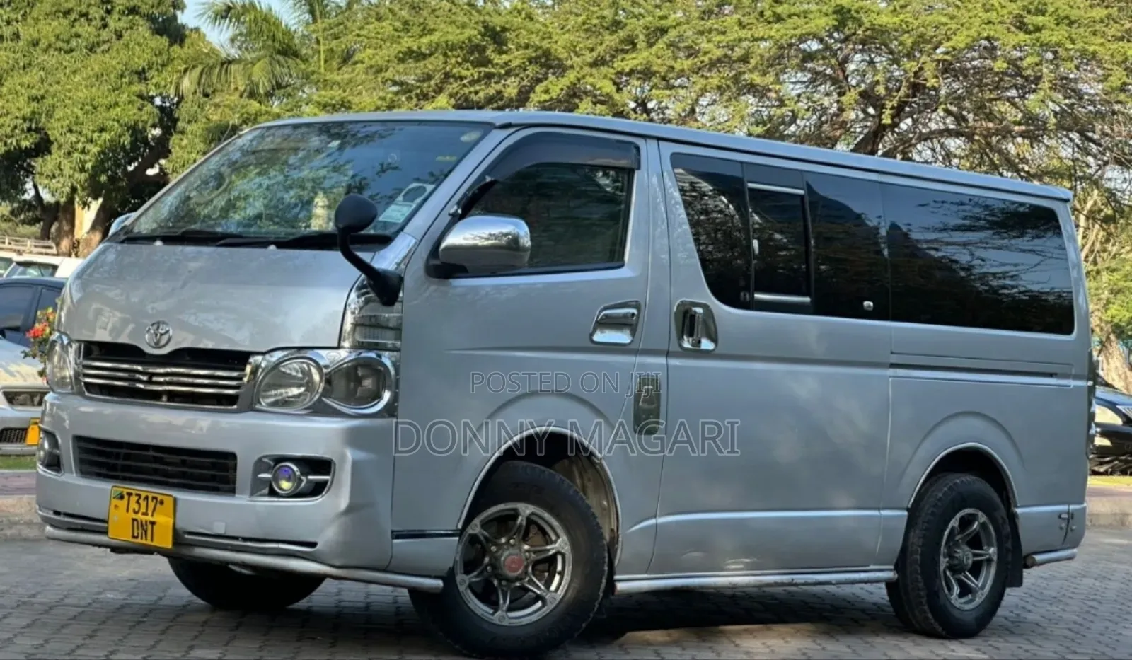Toyota HiAce 2008 Silver
