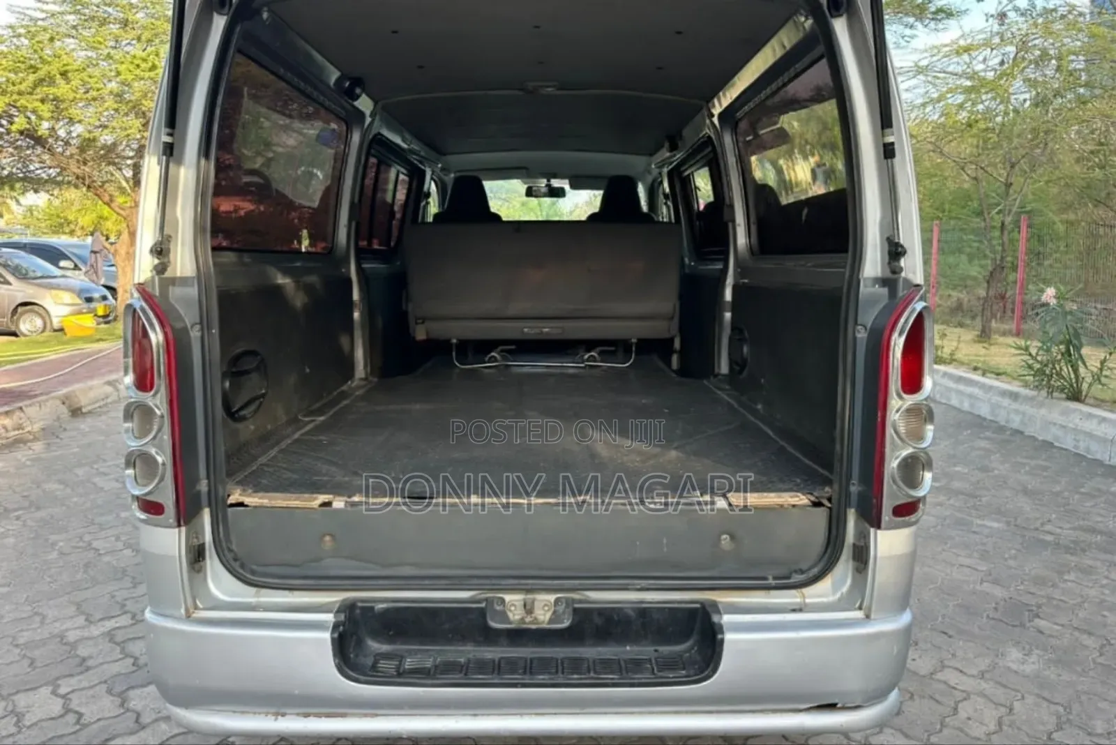 Toyota HiAce 2008 Silver
