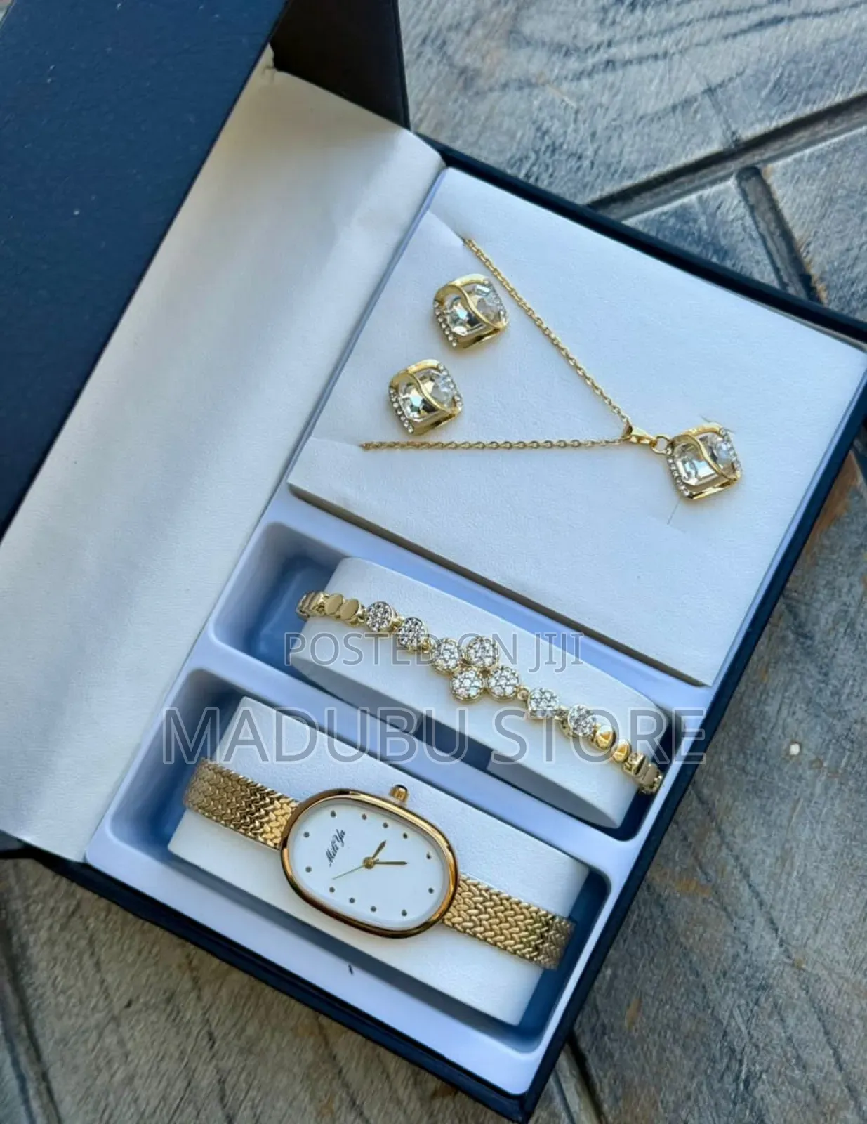 Women Classic Set