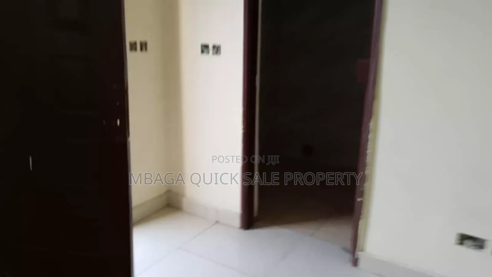 3bdrm Apartment in Upanga for sale