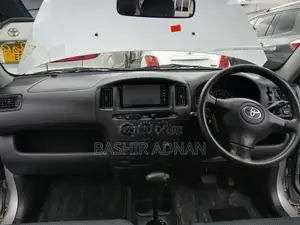 Toyota Succeed 2013 Silver