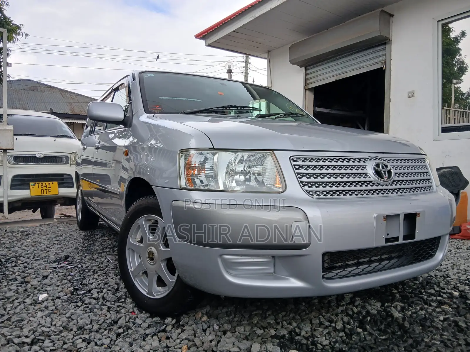 Toyota Succeed 2013 Silver