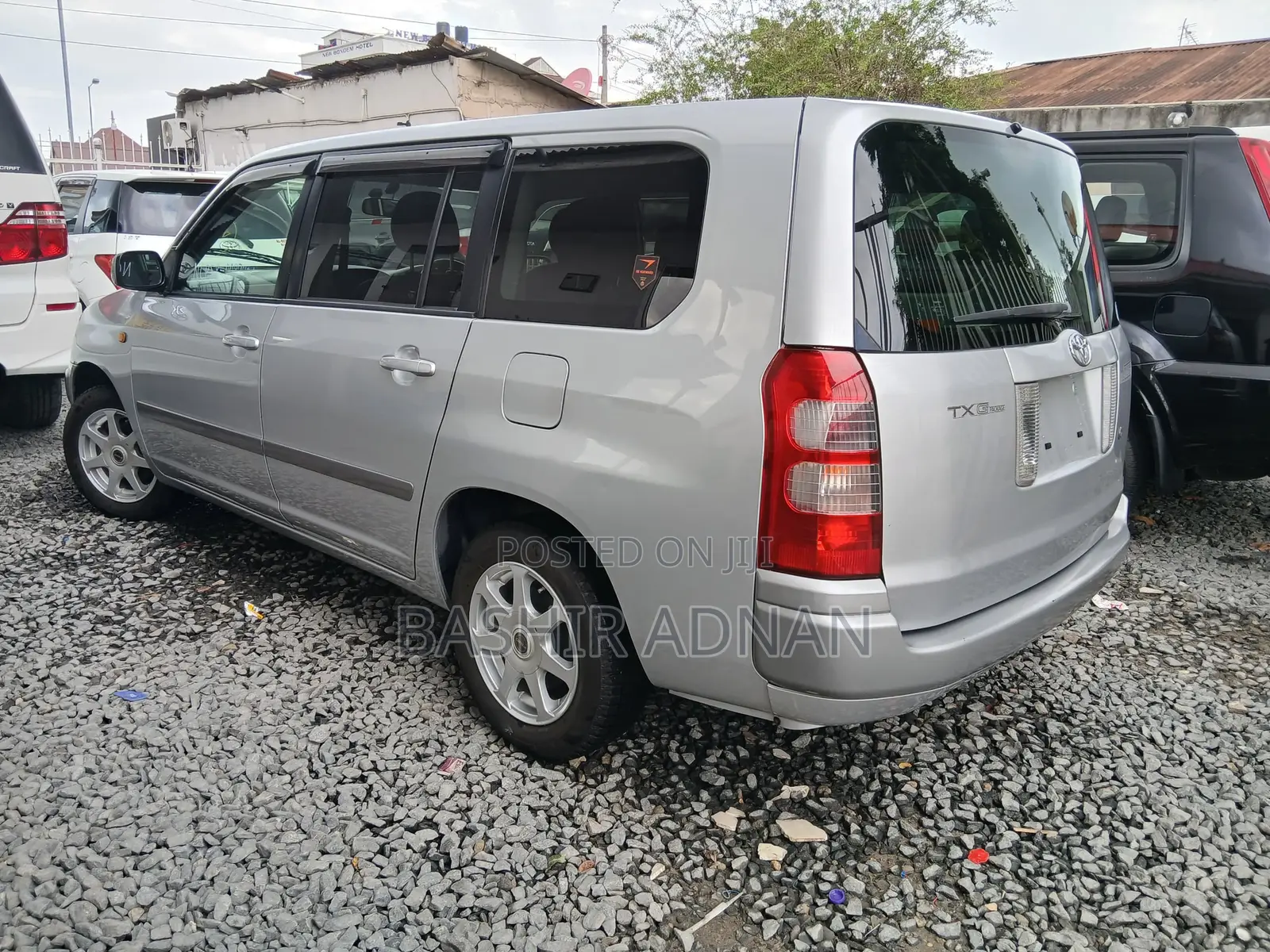 Toyota Succeed 2013 Silver