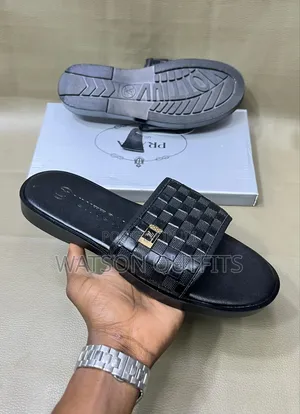 Men's Sandals New New and Very Smart