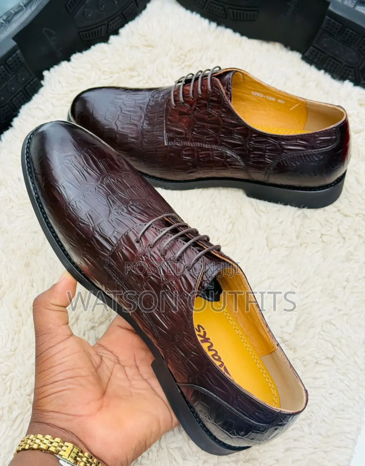Men's Shoes Very Very Smart and Classic