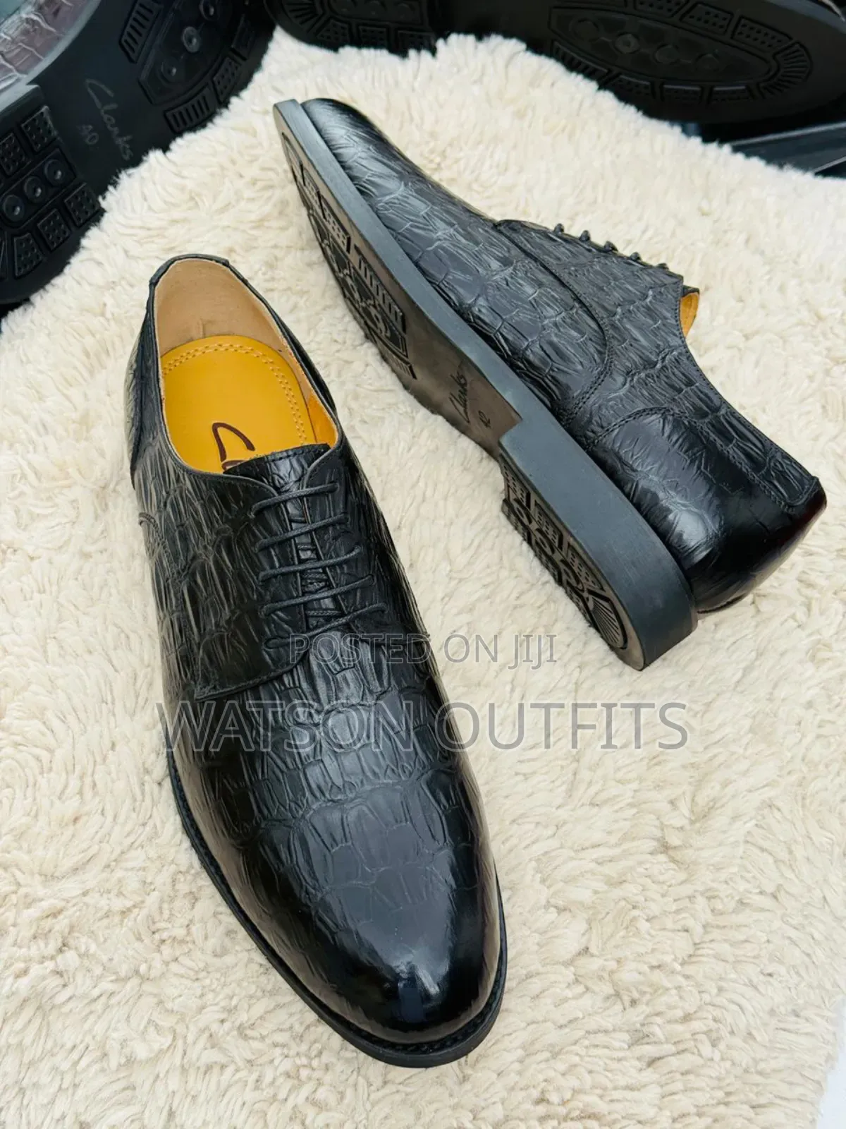 Men's Shoes Very Very Smart and Classic