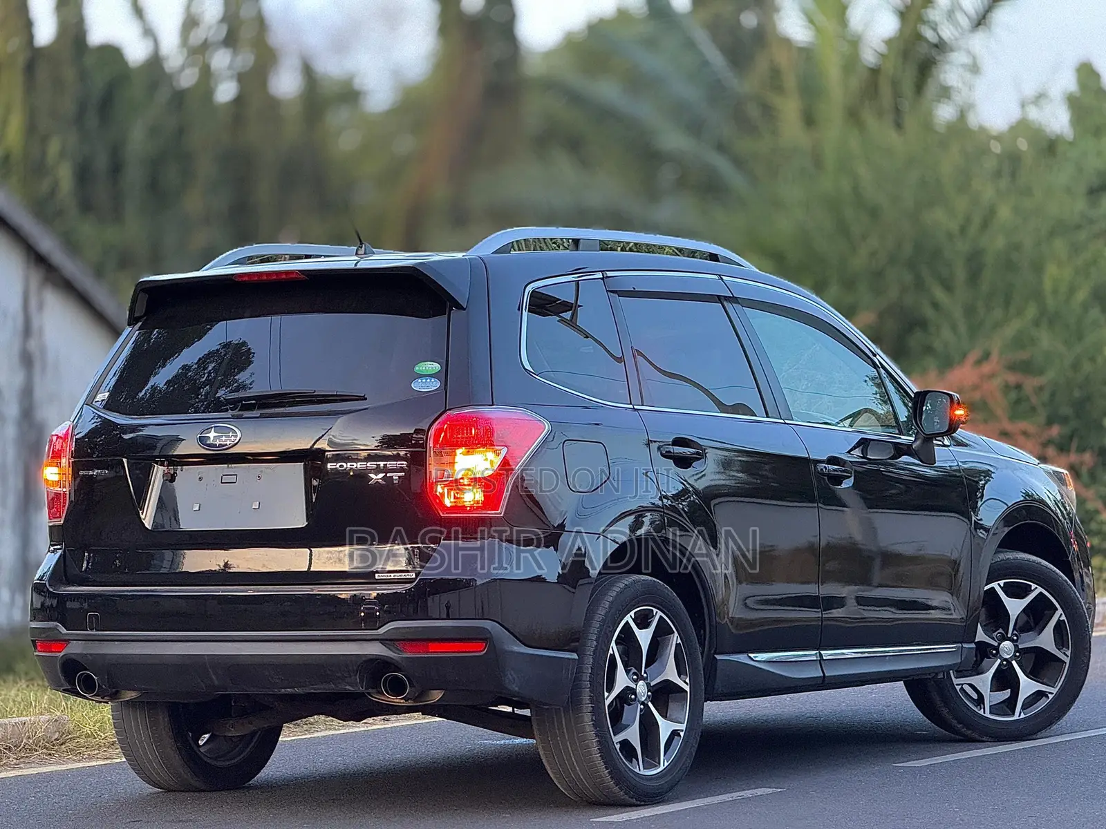 Subaru Forester 2.0XT Premium 4dr SUV AWD (2.0L 4cyl Turbo CVT) 2014 Black