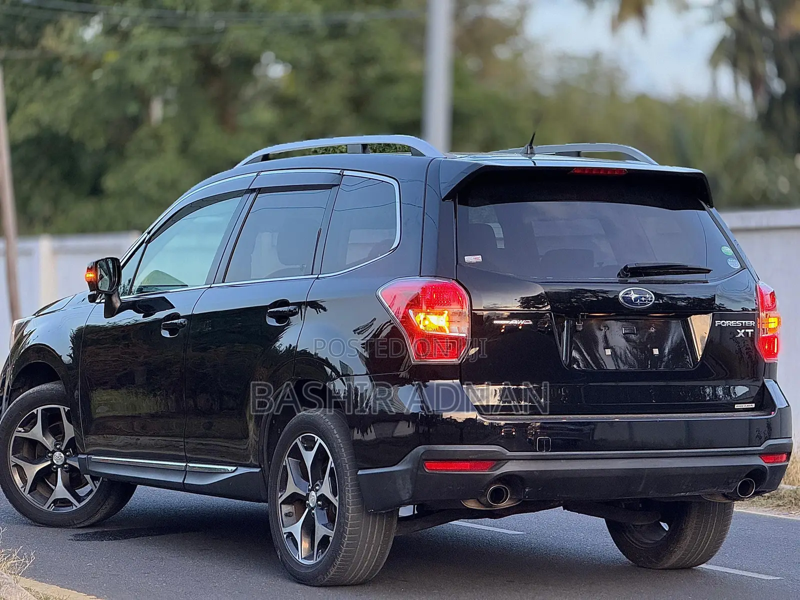 Subaru Forester 2.0XT Premium 4dr SUV AWD (2.0L 4cyl Turbo CVT) 2014 Black