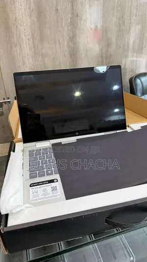 New Laptop HP Envy 14 8GB Intel Core I5 SSD 512GB
