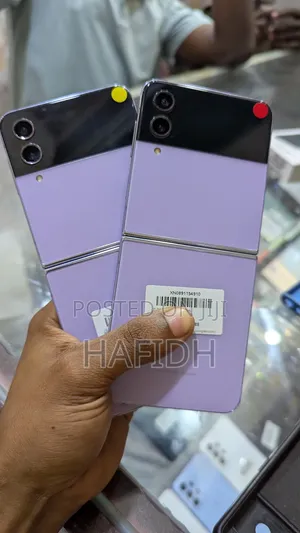 Samsung Galaxy Z Flip4 256 GB Purple