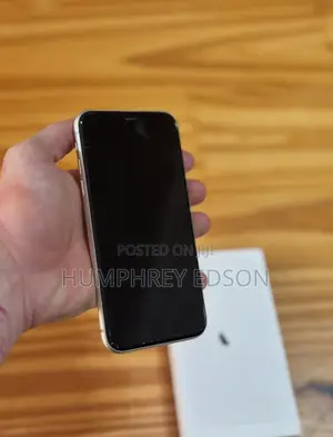 New Apple iPhone 11 128 GB White